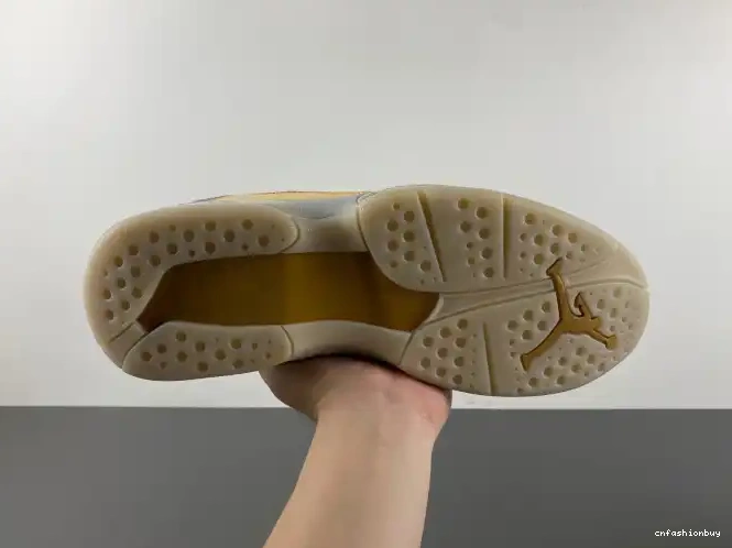 8 Jordan Retro Champagne 832821-030 0706